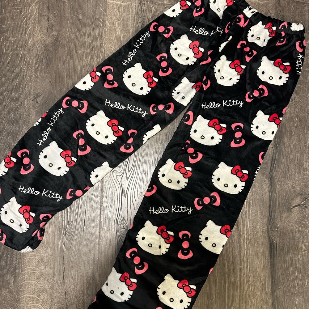 Hello kitty fleece pajamas